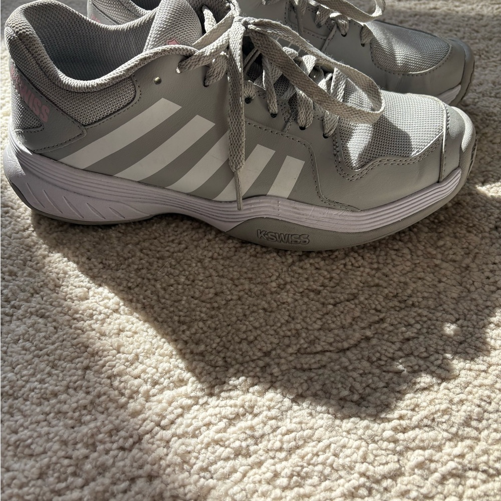 K-Swiss Women's Gray and White Sneakers
